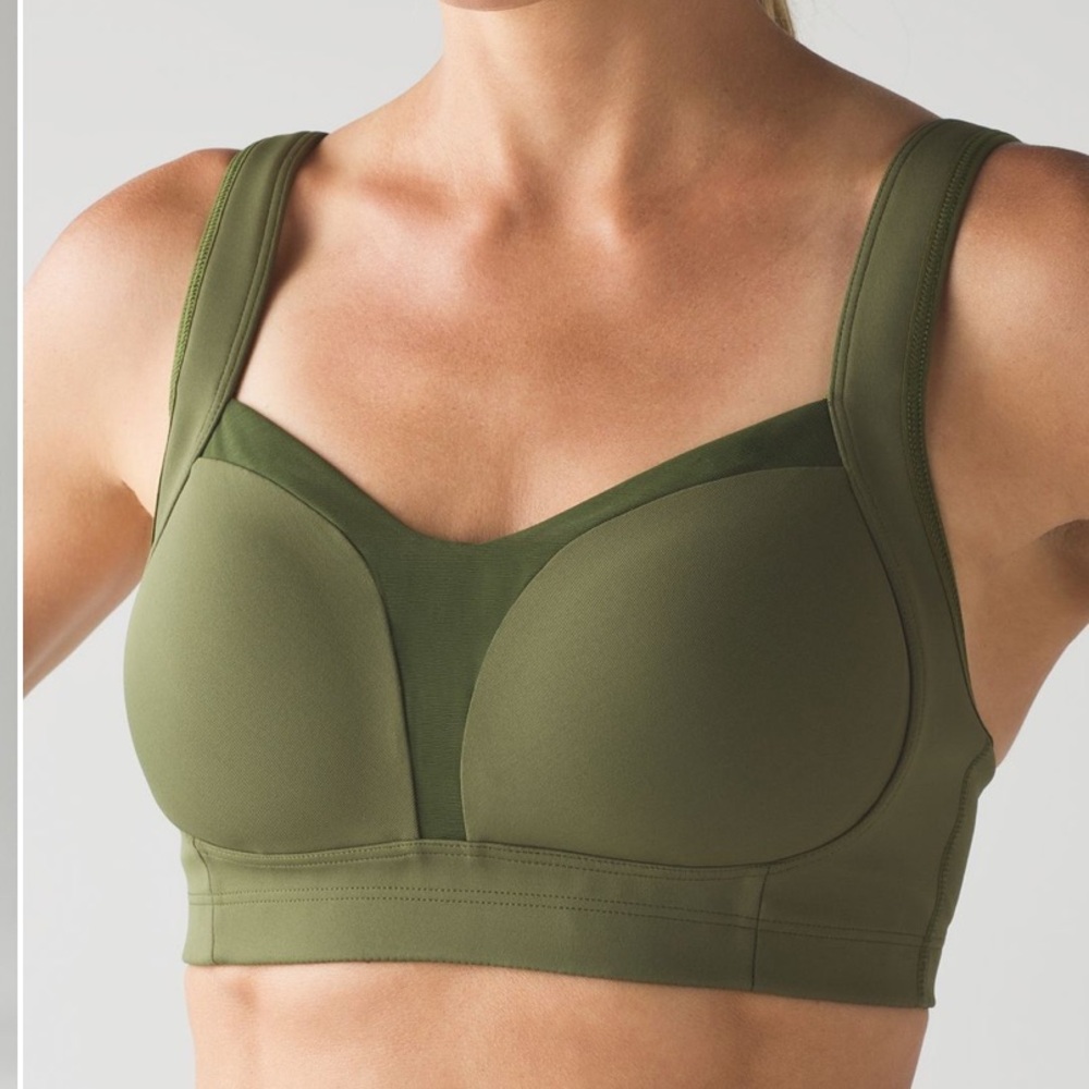 Lululemon Ta Ta Tamer III Brave Olive sport bra